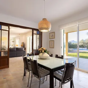  Villa Mateu